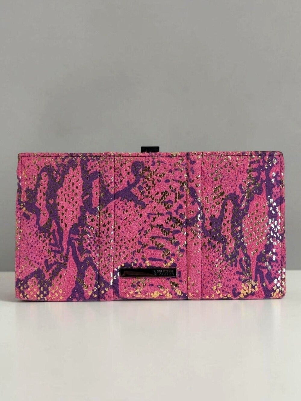 Kenneth Cole Reaction Pink Metallic Snake Print Frame Wallet Clutch 8.5" x 5"